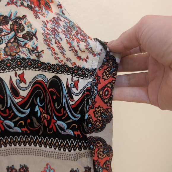Signature 8 Bohemian Print Women's Top Size Small - Picture 4 of 9